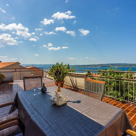 Komfortables Nur 250 Meter Zum Sandstrand Mit Privater Dachterrasse Und Meerblick 아파트 *