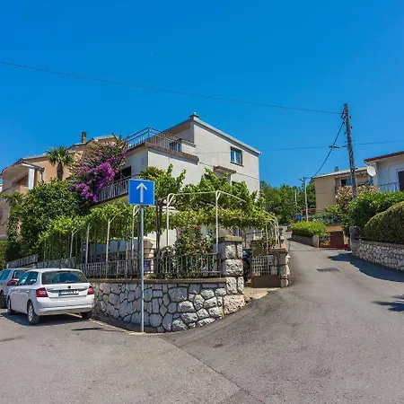 아파트 Komfortables Nur 250 Meter Zum Sandstrand Mit Privater Dachterrasse Und Meerblick *