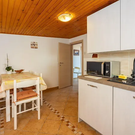 Komfortables Nur 250 Meter Zum Sandstrand Mit Privater Dachterrasse Und Meerblick Appartamento