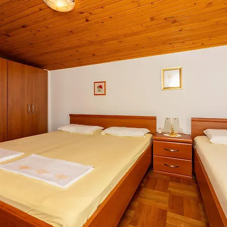 Komfortables Nur 250 Meter Zum Sandstrand Mit Privater Dachterrasse Und Meerblick 아파트