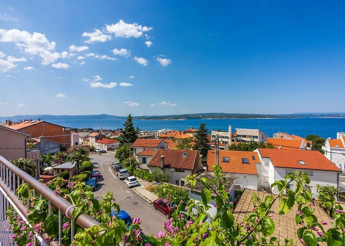 Komfortables Nur 250 Meter Zum Sandstrand Mit Privater Dachterrasse Und Meerblick 아파트 *