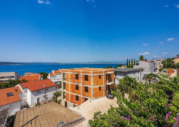 Komfortables Nur 250 Meter Zum Sandstrand Mit Privater Dachterrasse Und Meerblick
