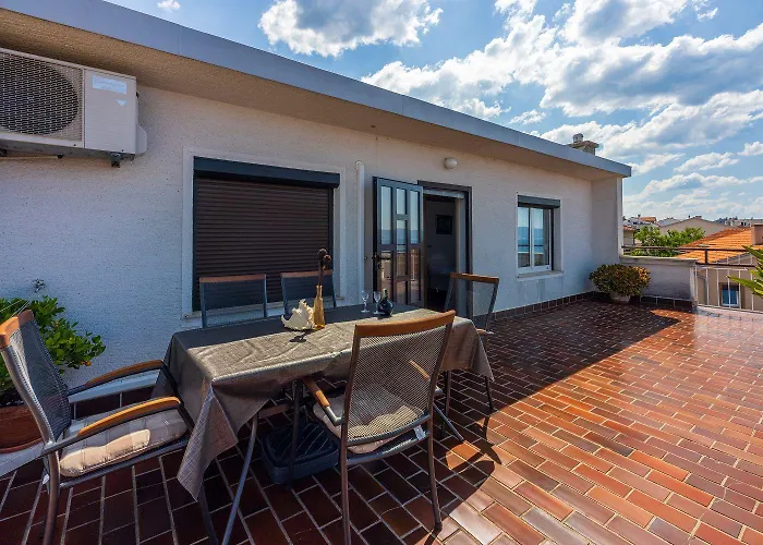 Komfortables Nur 250 Meter Zum Sandstrand Mit Privater Dachterrasse Und Meerblick *